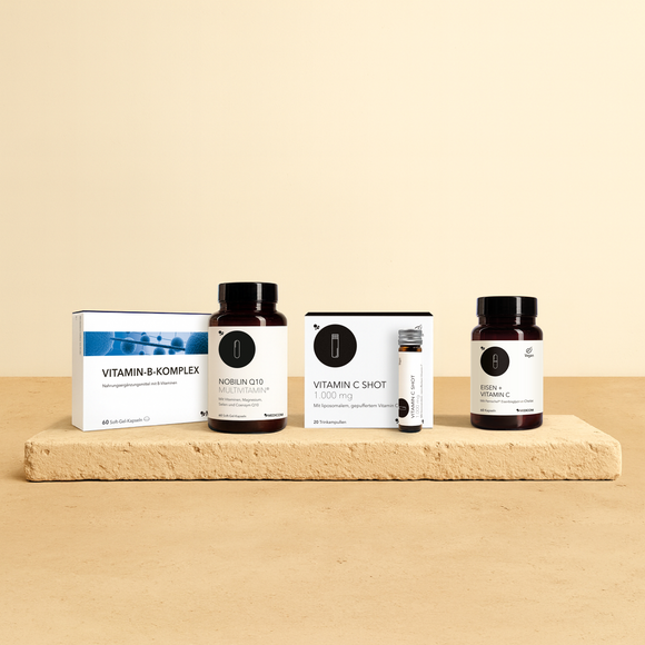 Die Produktkombination mit vier Produkten von Medicom mit Vitamin-B-Komplex, Nobilin Q10 Multivitamin®, Vitamin C Shot 1.000 mg und Eisen + Vitamin C 